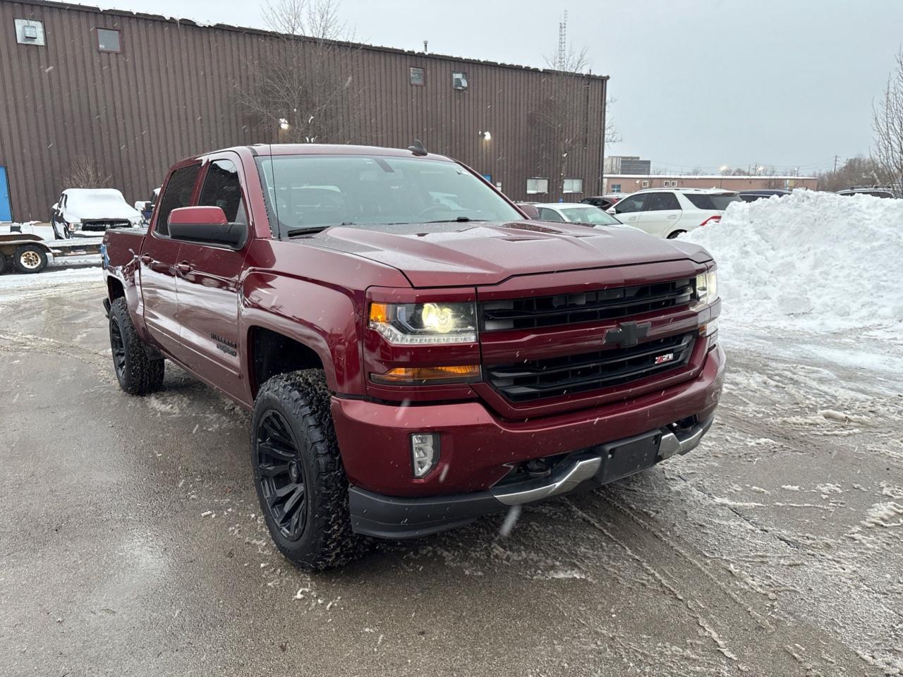 2016 Chevrolet Silverado 1500 Crew Cab LT Z71 Package Photo2