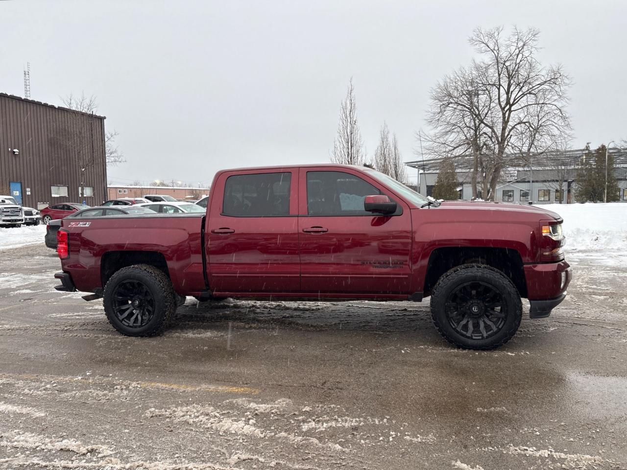 2016 Chevrolet Silverado 1500 Crew Cab LT Z71 Package Photo3