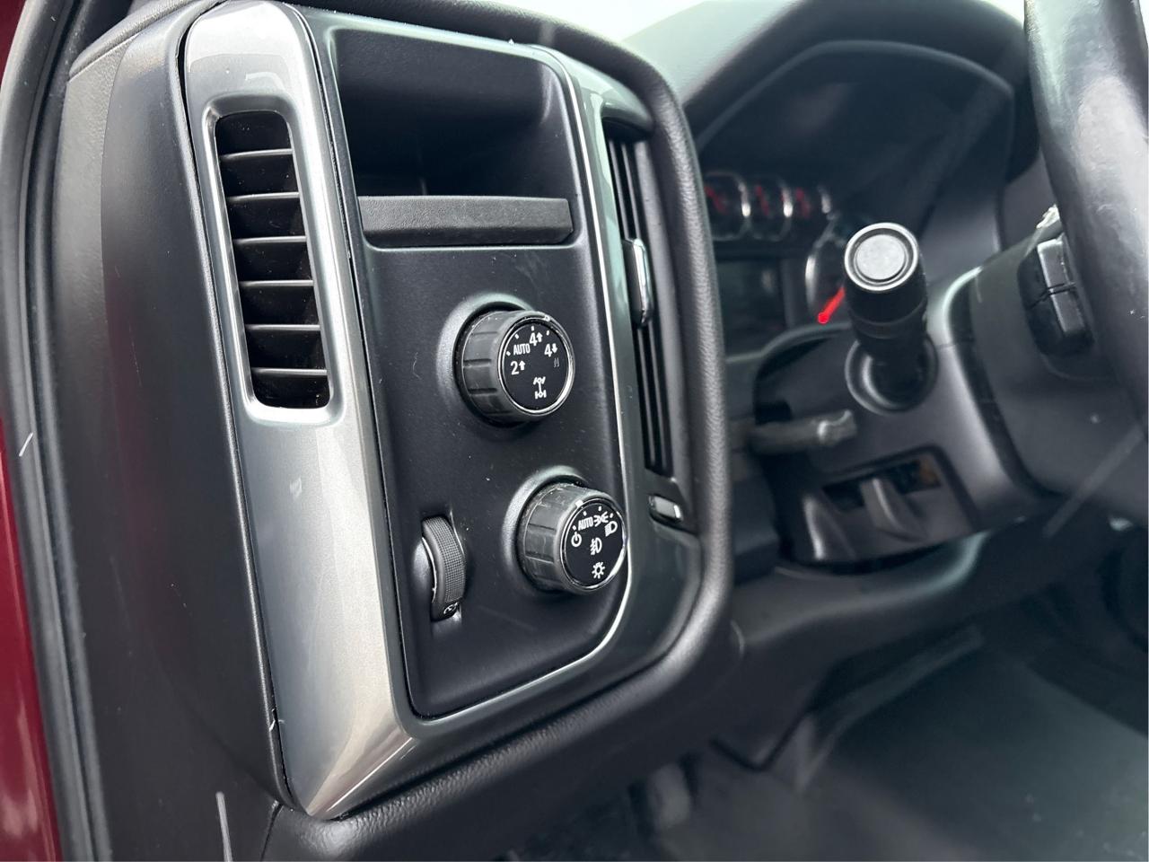 2016 Chevrolet Silverado 1500 Crew Cab LT Z71 Package Photo