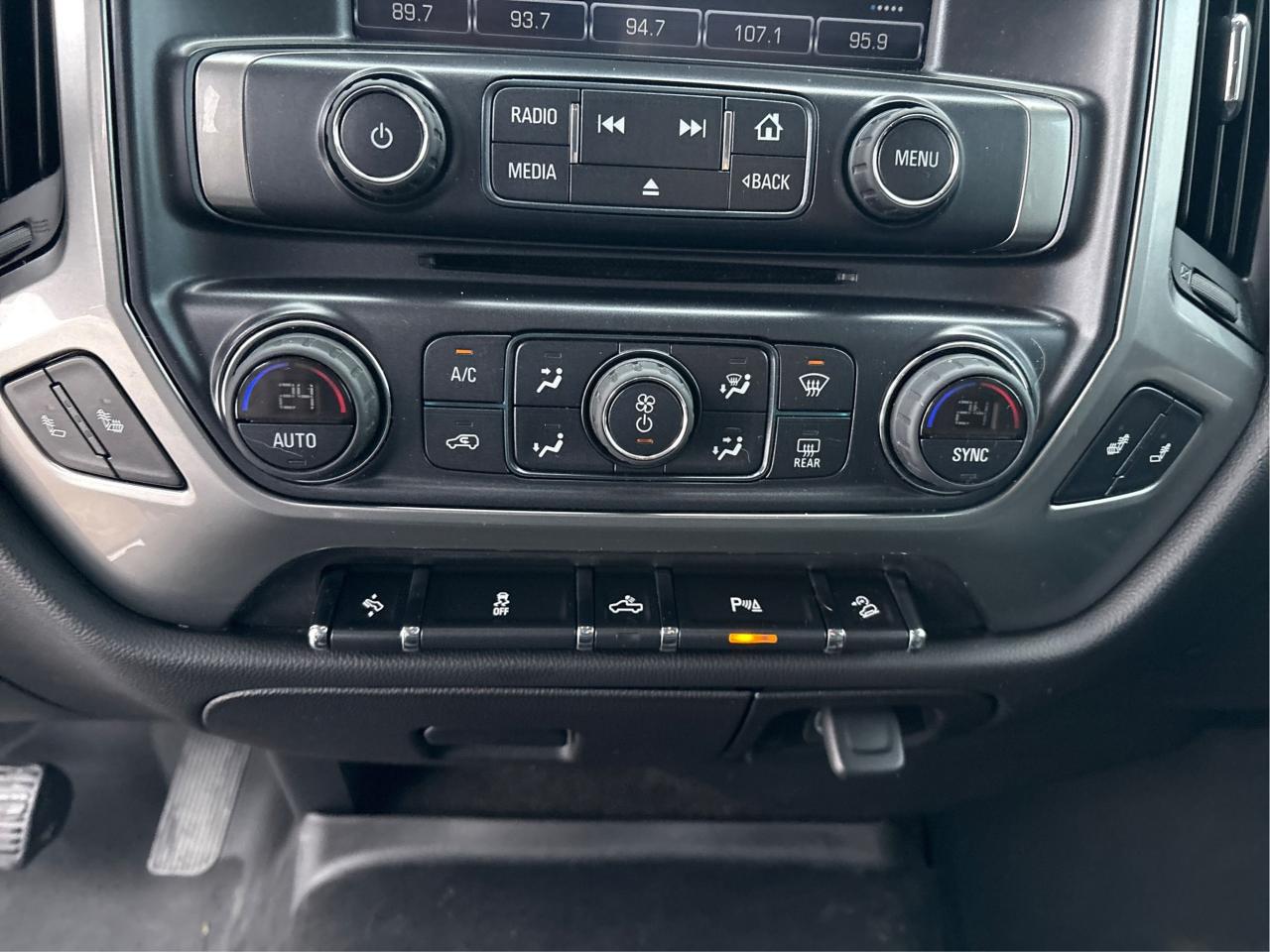 2016 Chevrolet Silverado 1500 Crew Cab LT Z71 Package Photo