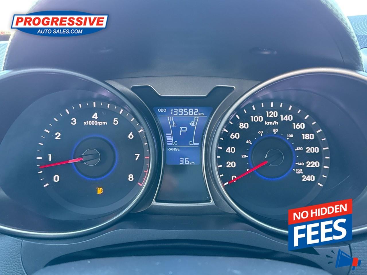 2016 Hyundai Veloster SE Photo