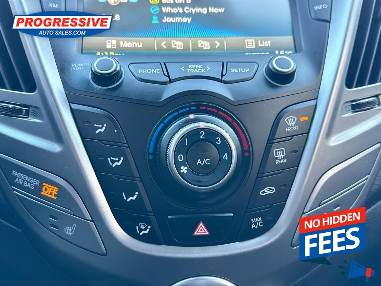 2016 Hyundai Veloster SE Photo