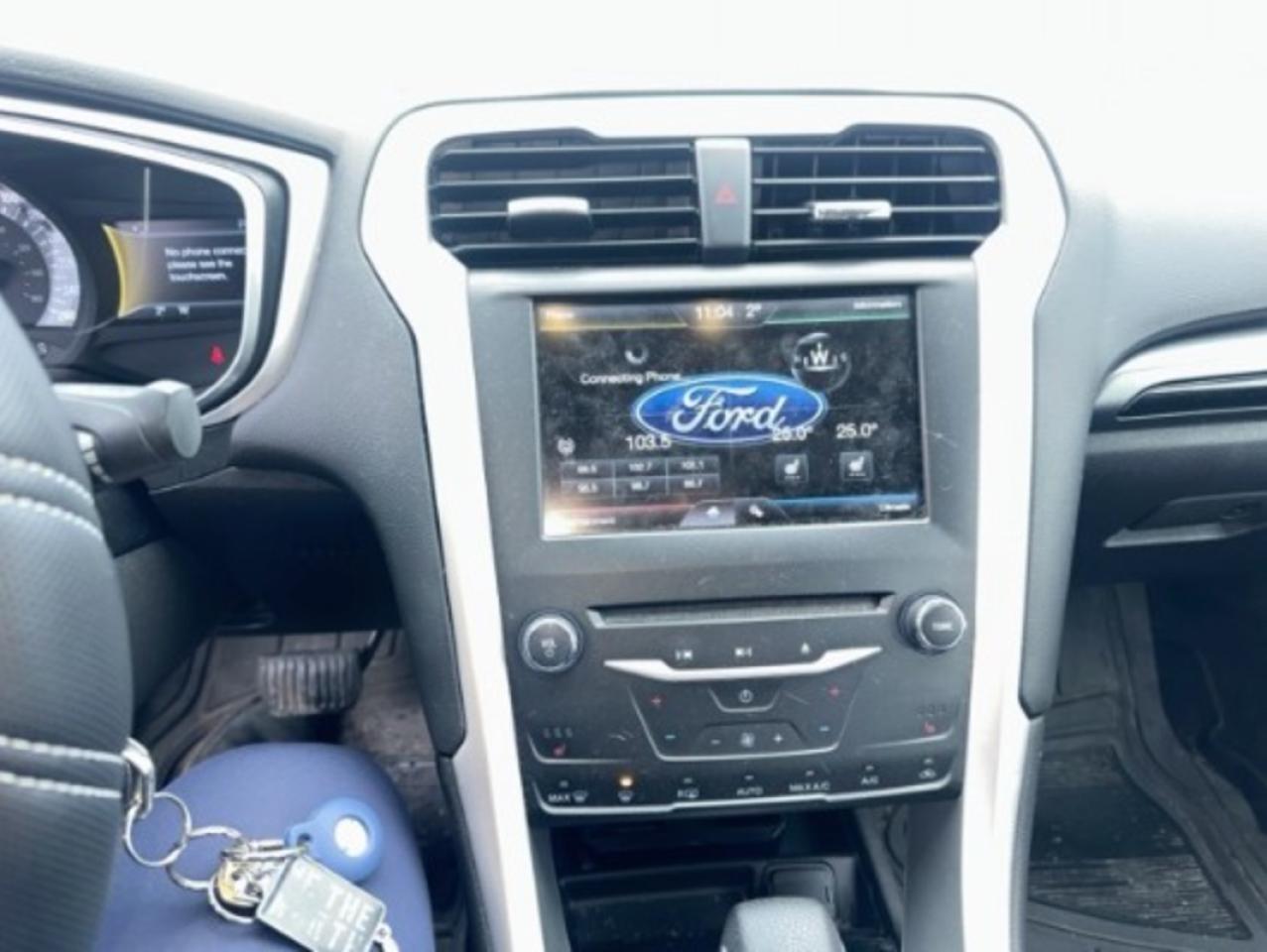 2015 Ford Fusion 201A | INCOMING | PREMIUM FRONT/REAR FLOOR MATS W/TRUNK MAT | SE MYFORD TOUCH TECHNOLOGY PKG | HEATED SEATS | CHARCOAL BLACK ECO CLOTH FRONT BKT STS Photo