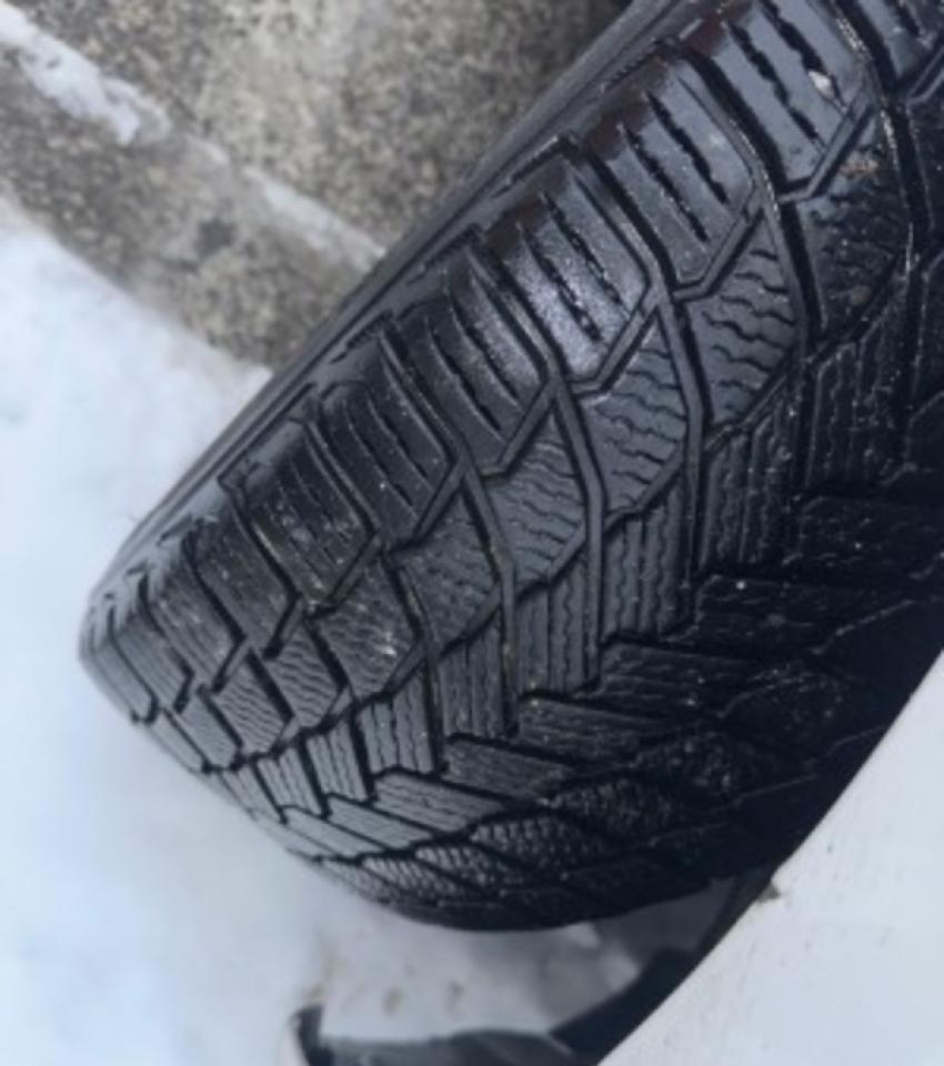 2015 Ford Fusion 201A | INCOMING | PREMIUM FRONT/REAR FLOOR MATS W/TRUNK MAT | SE MYFORD TOUCH TECHNOLOGY PKG | HEATED SEATS | CHARCOAL BLACK ECO CLOTH FRONT BKT STS Photo