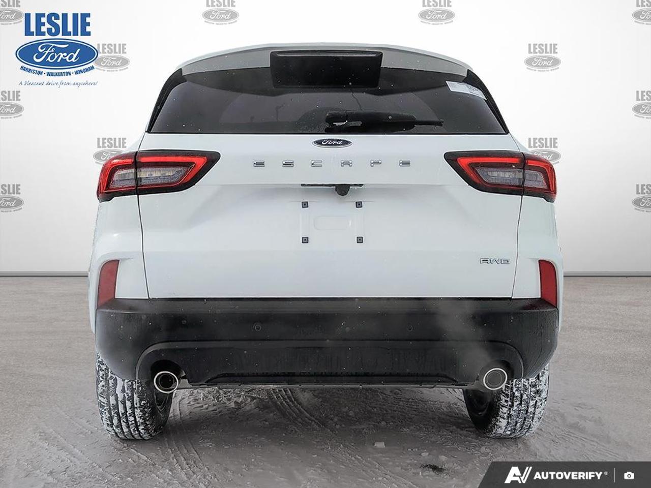 2026 Ford Escape ST-Line AWD Photo4