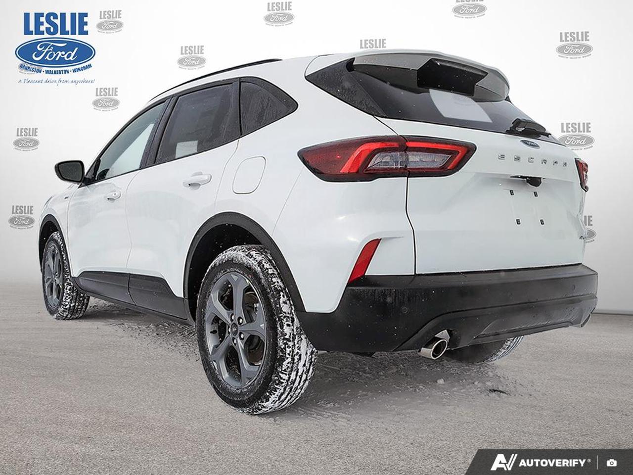 2026 Ford Escape ST-Line AWD Photo3