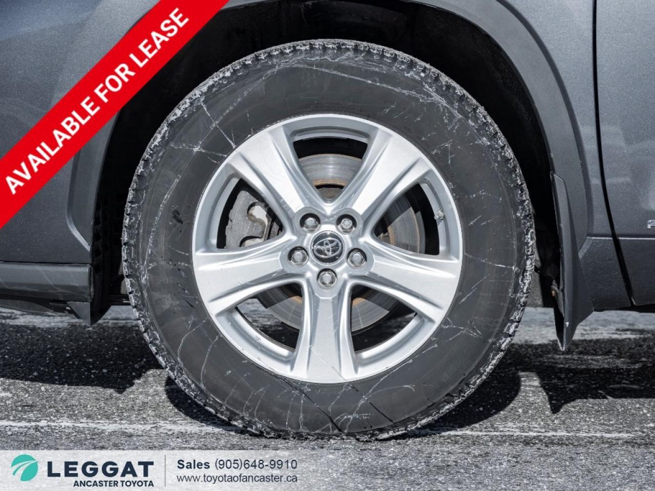 2023 Toyota Highlander HYBRID Hybrid LE AWD Photo