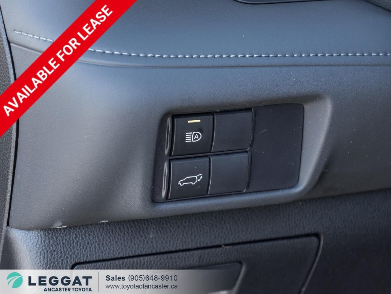 2023 Toyota Highlander HYBRID Hybrid LE AWD Photo