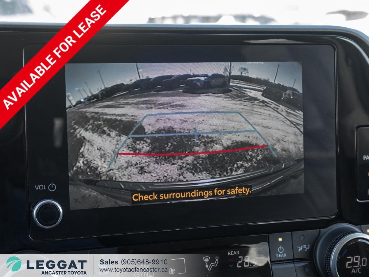 2023 Toyota Highlander HYBRID Hybrid LE AWD Photo
