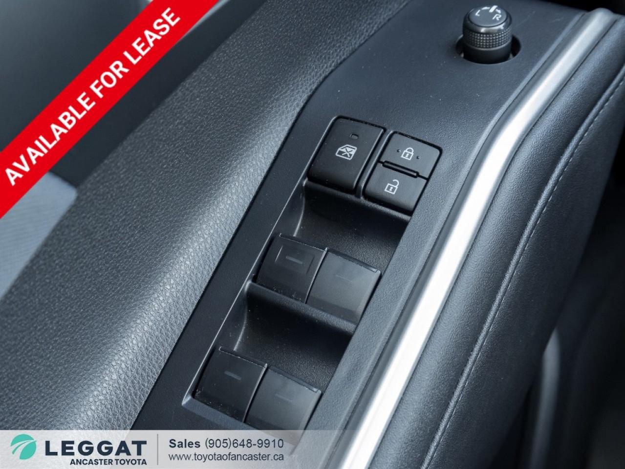 2023 Toyota Highlander HYBRID Hybrid LE AWD Photo