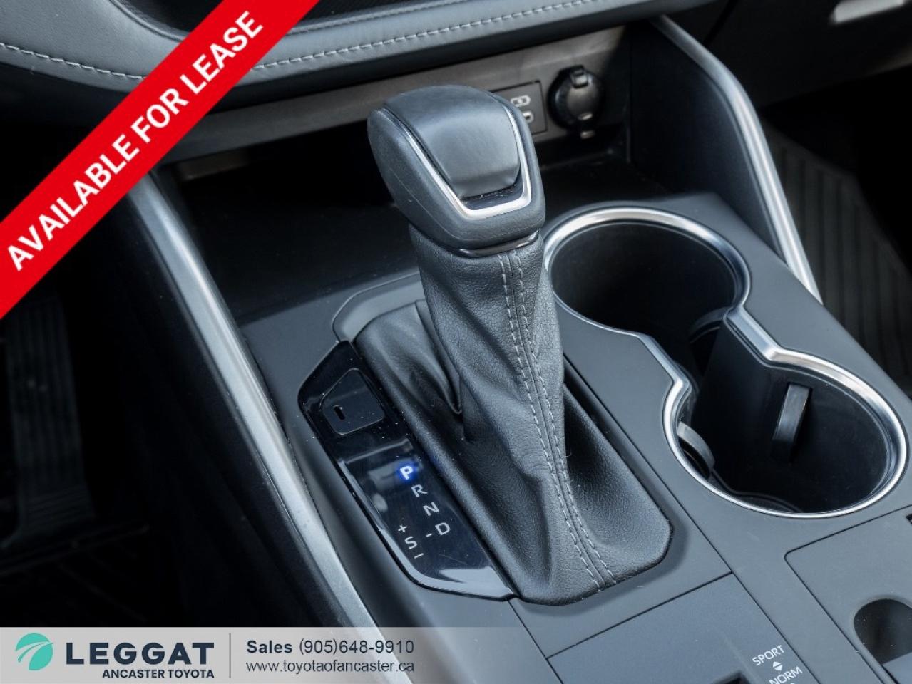 2023 Toyota Highlander HYBRID Hybrid LE AWD Photo