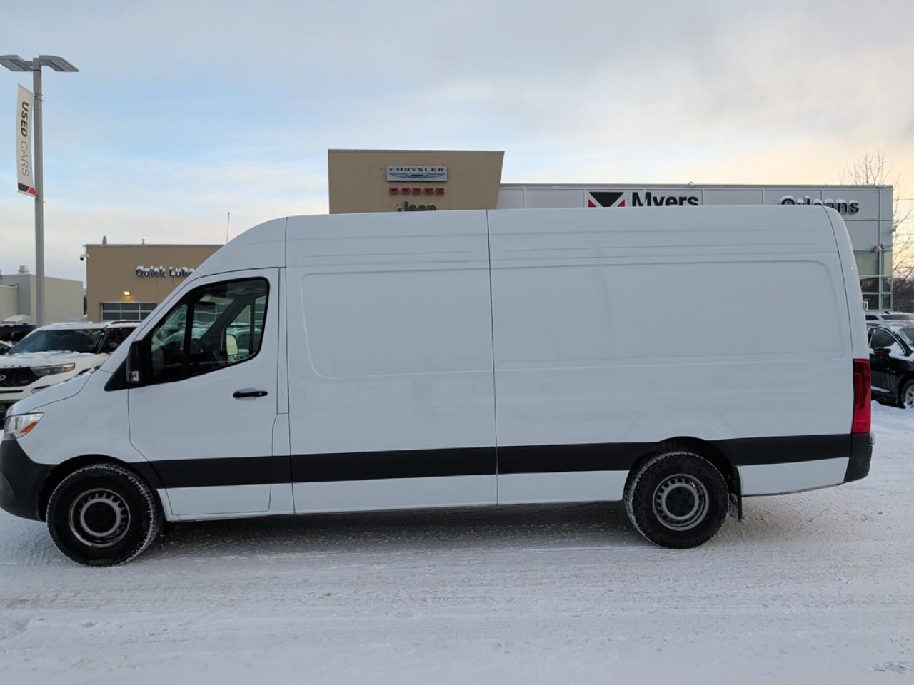 2024 Mercedes-Benz Sprinter Cargo Van 2500 High Roof I4 170  - $143.21 /Wk Photo