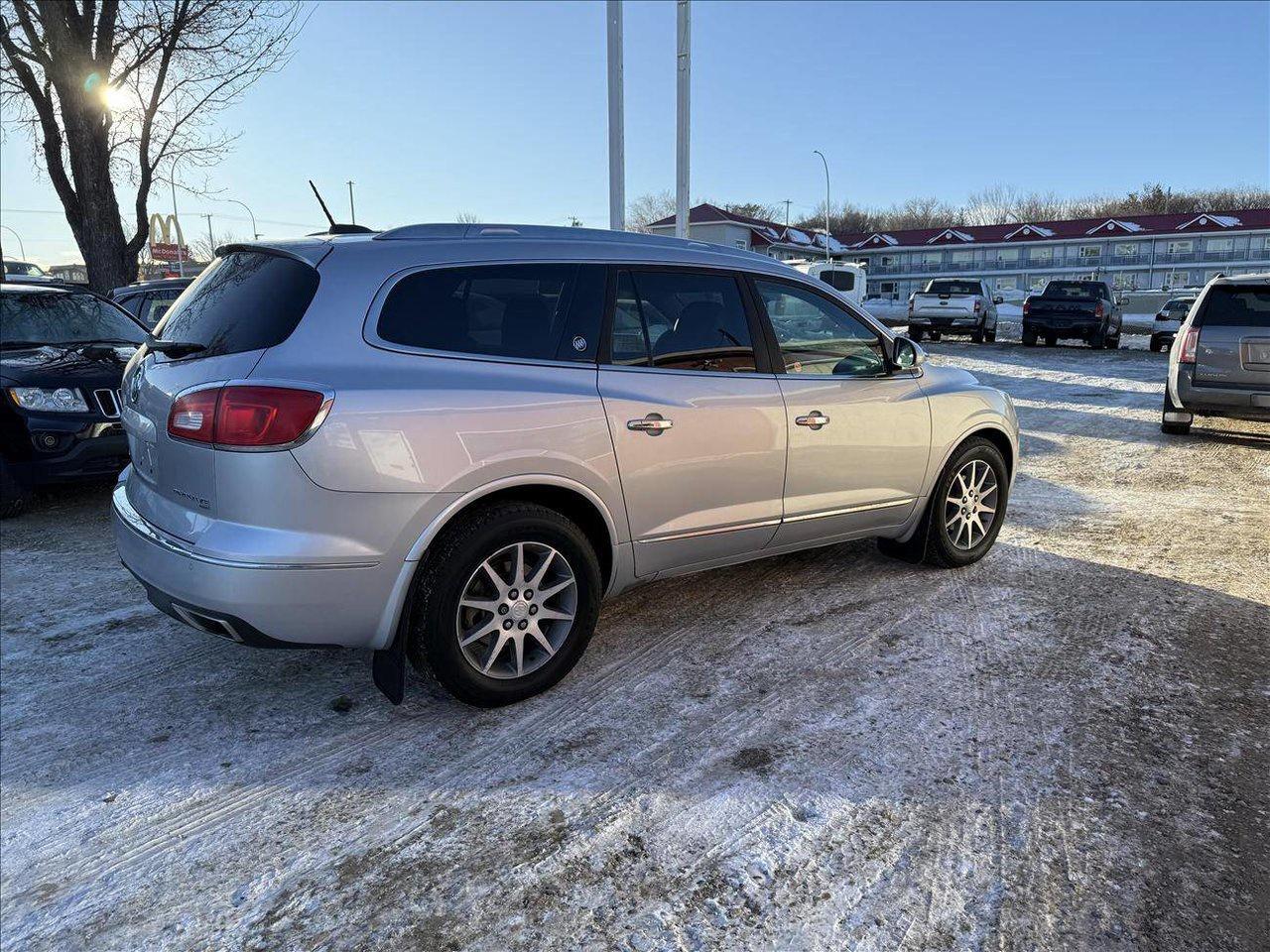 Used 2017 Buick Enclave LEATHER AWD 7 SEATER for sale in Saskatoon, SK