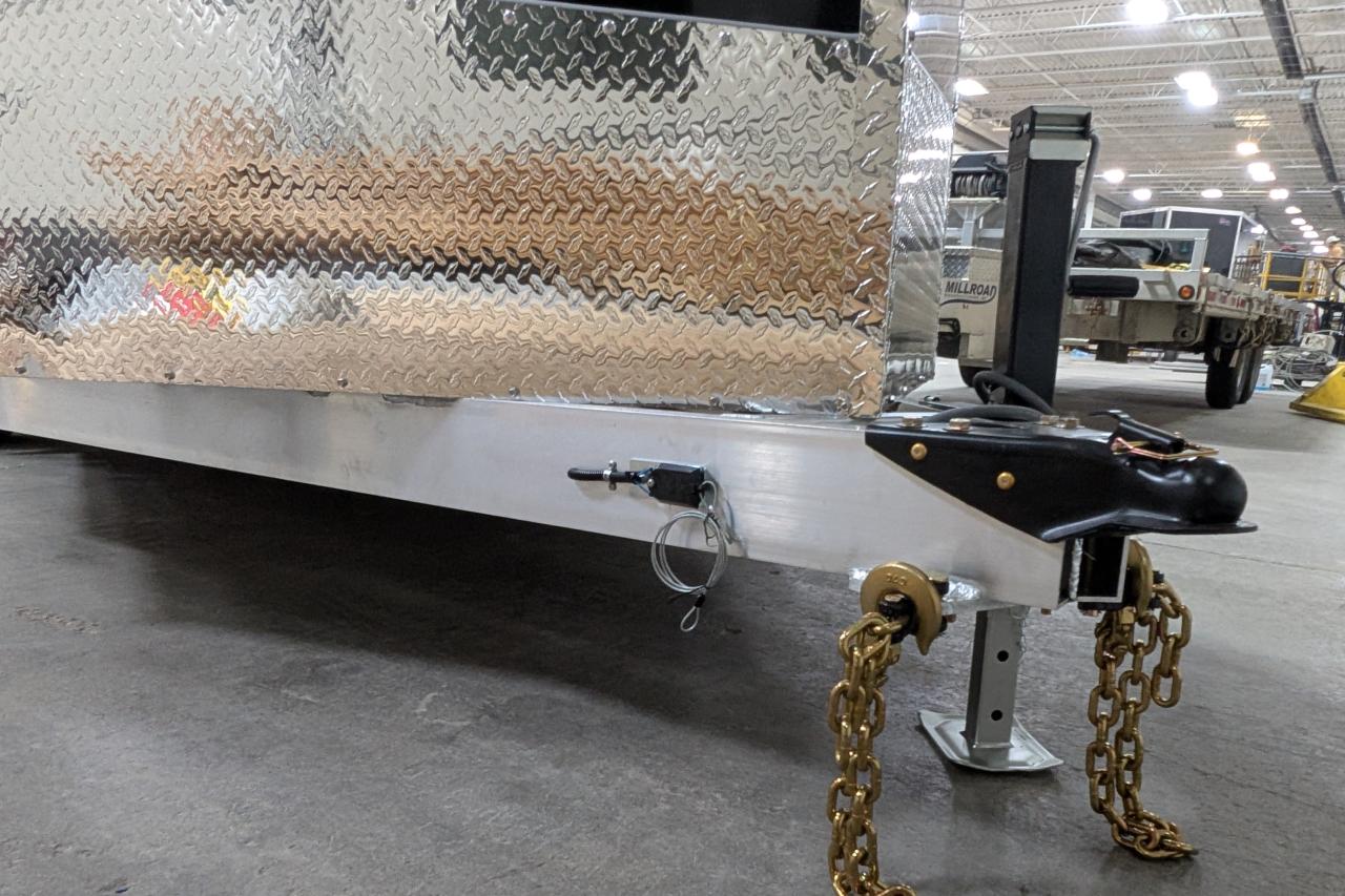 2025 Canadian Trailer Company 7x16 V-Nose Cargo Trailer Aluminum Tandem Axle Photo14