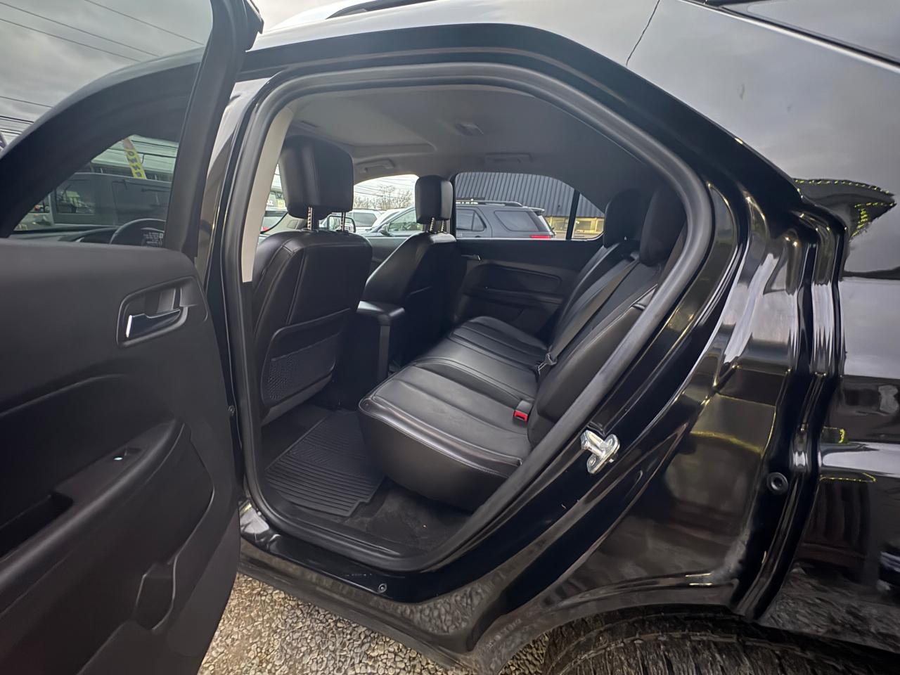 2017 Chevrolet Equinox AWD Premier, CLEAN CARFAX | LOADED | CERTIFIED with 1 year $5000/claim Warranty. Financing Available Photo