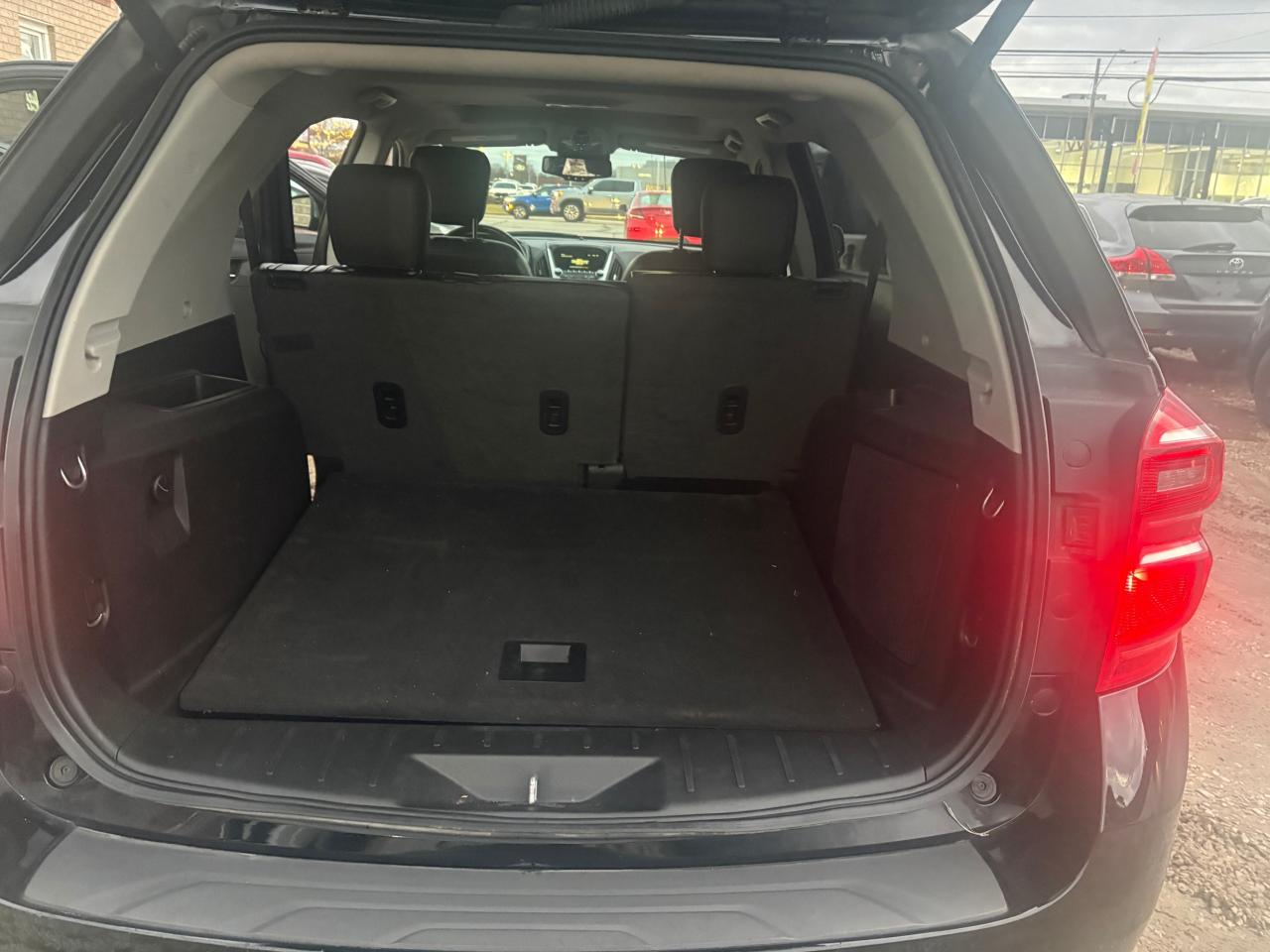 2017 Chevrolet Equinox AWD Premier, CLEAN CARFAX | LOADED | CERTIFIED with 1 year $5000/claim Warranty. Financing Available Photo