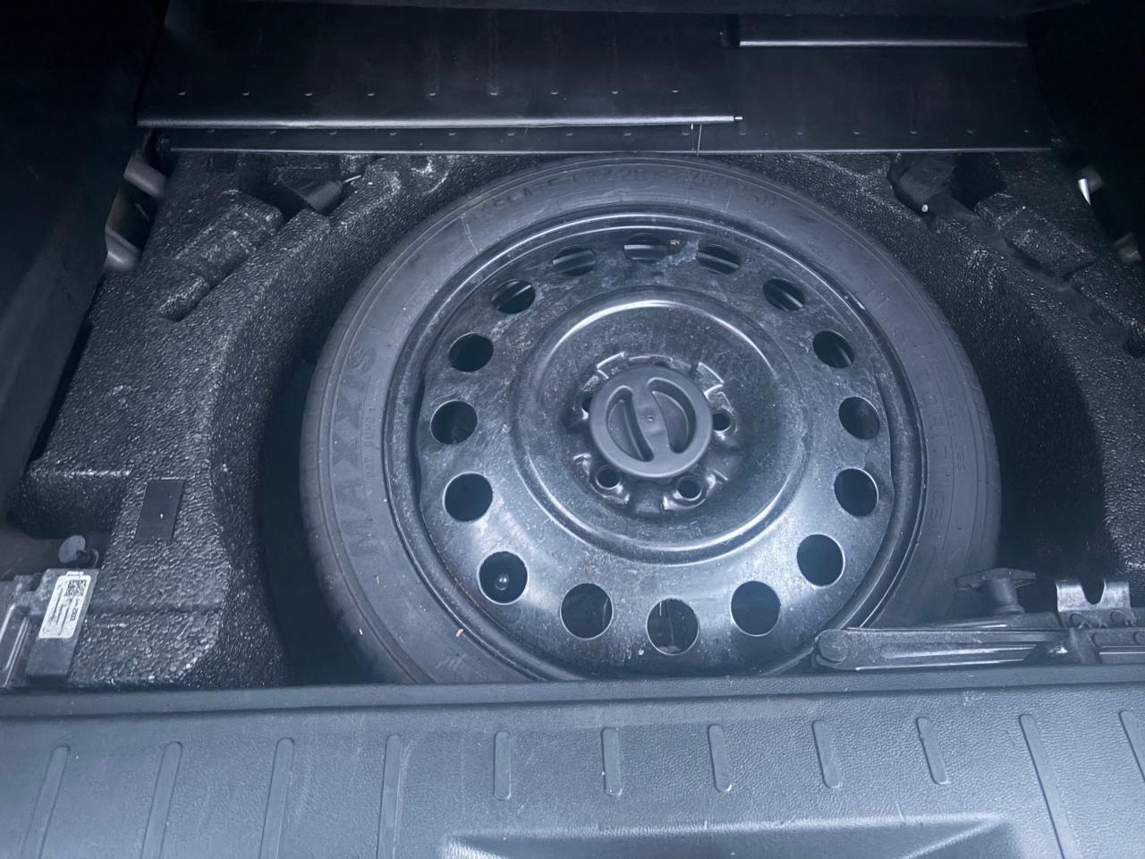 2017 Chevrolet Equinox AWD Premier, CLEAN CARFAX | LOADED | CERTIFIED with 1 year $5000/claim Warranty. Financing Available Photo