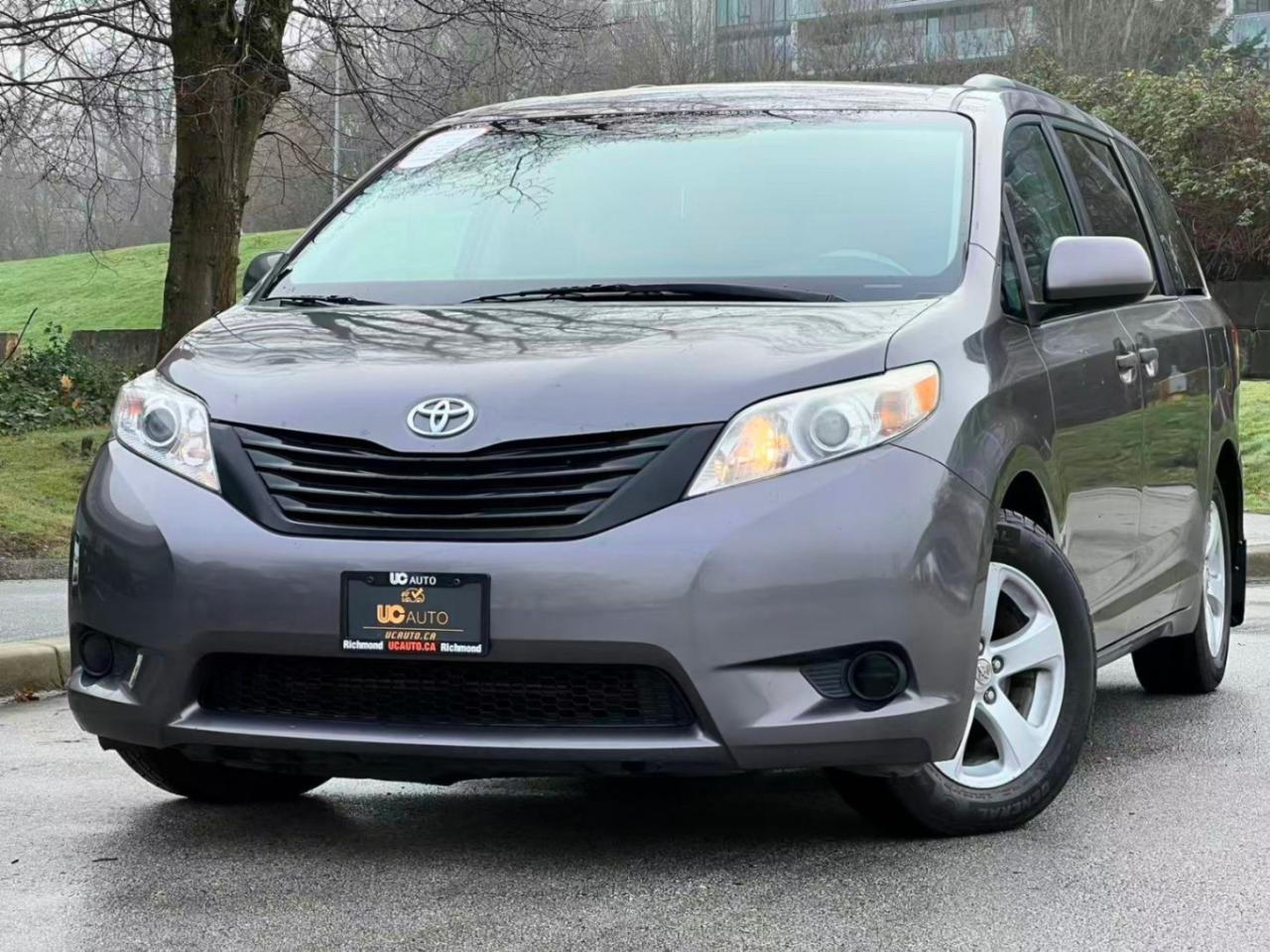 Used 2013 Toyota Sienna V6 7-Pass/ CLEAN TITLE/ BC LOCAL for sale in Richmond, BC