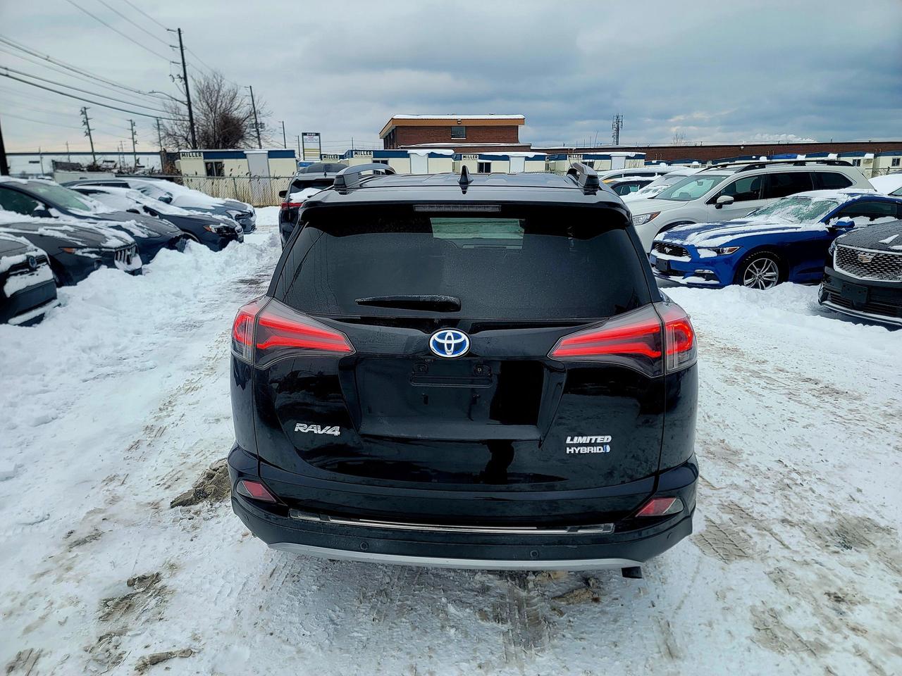 2018 Toyota RAV4 Hybrid Limited Photo4