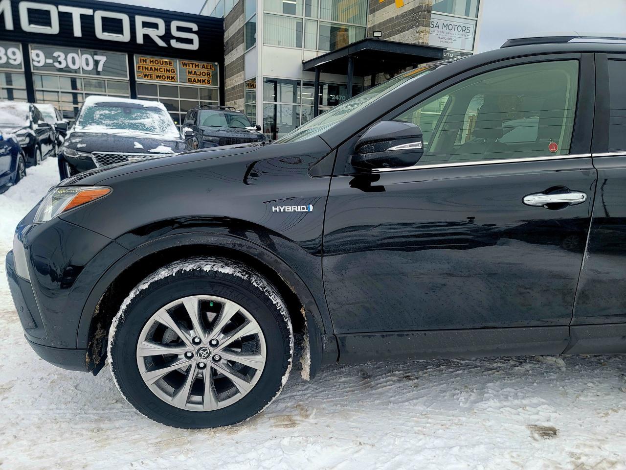 2018 Toyota RAV4 Hybrid Limited Photo