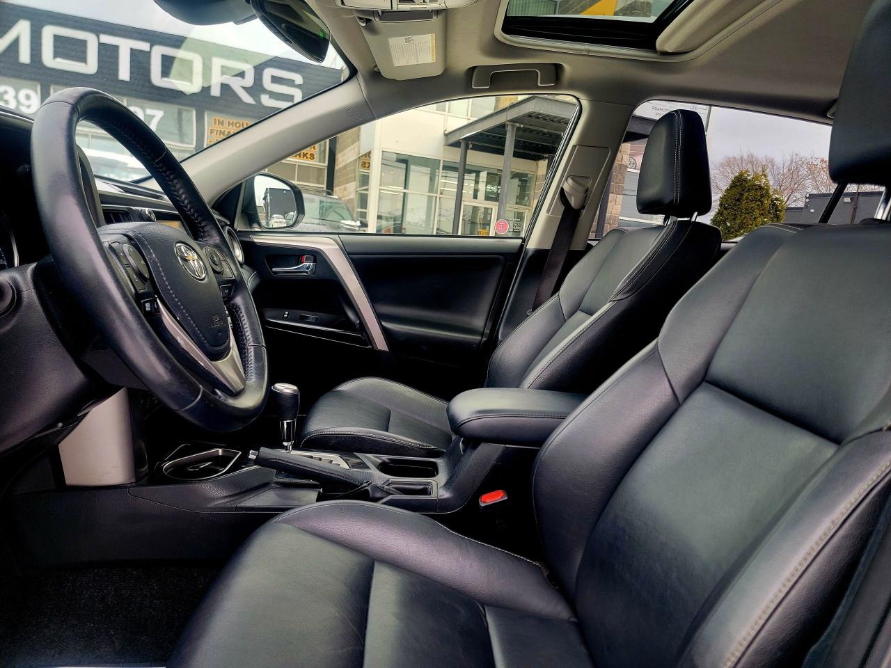 2018 Toyota RAV4 Hybrid Limited Photo