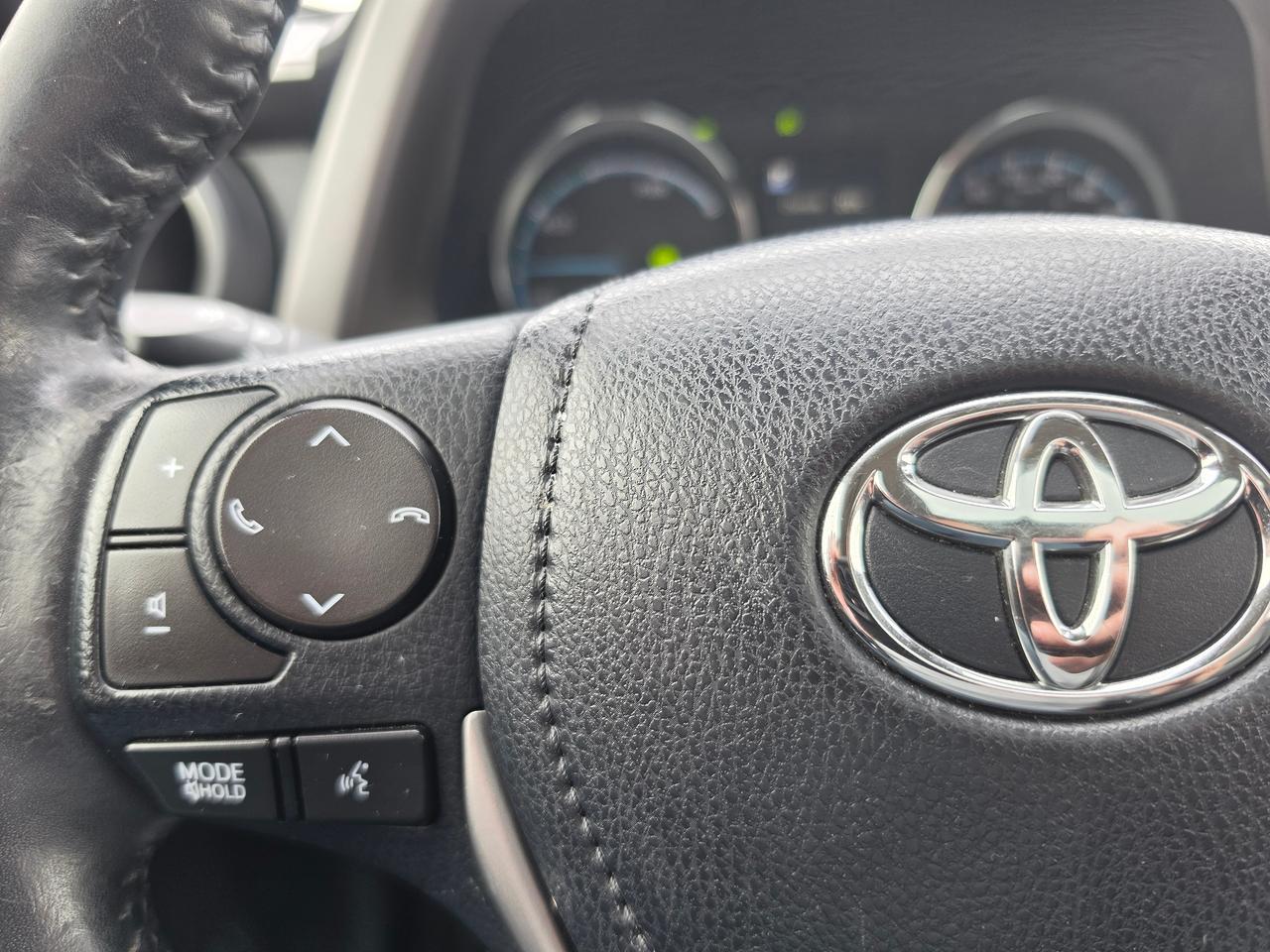 2018 Toyota RAV4 Hybrid Limited Photo
