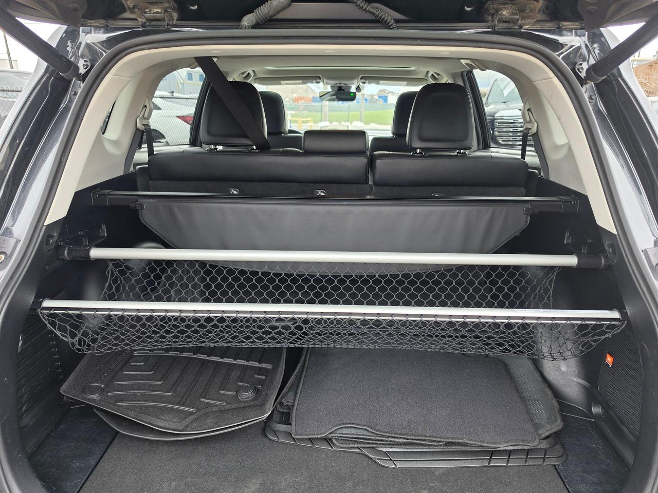 2018 Toyota RAV4 Hybrid Limited Photo