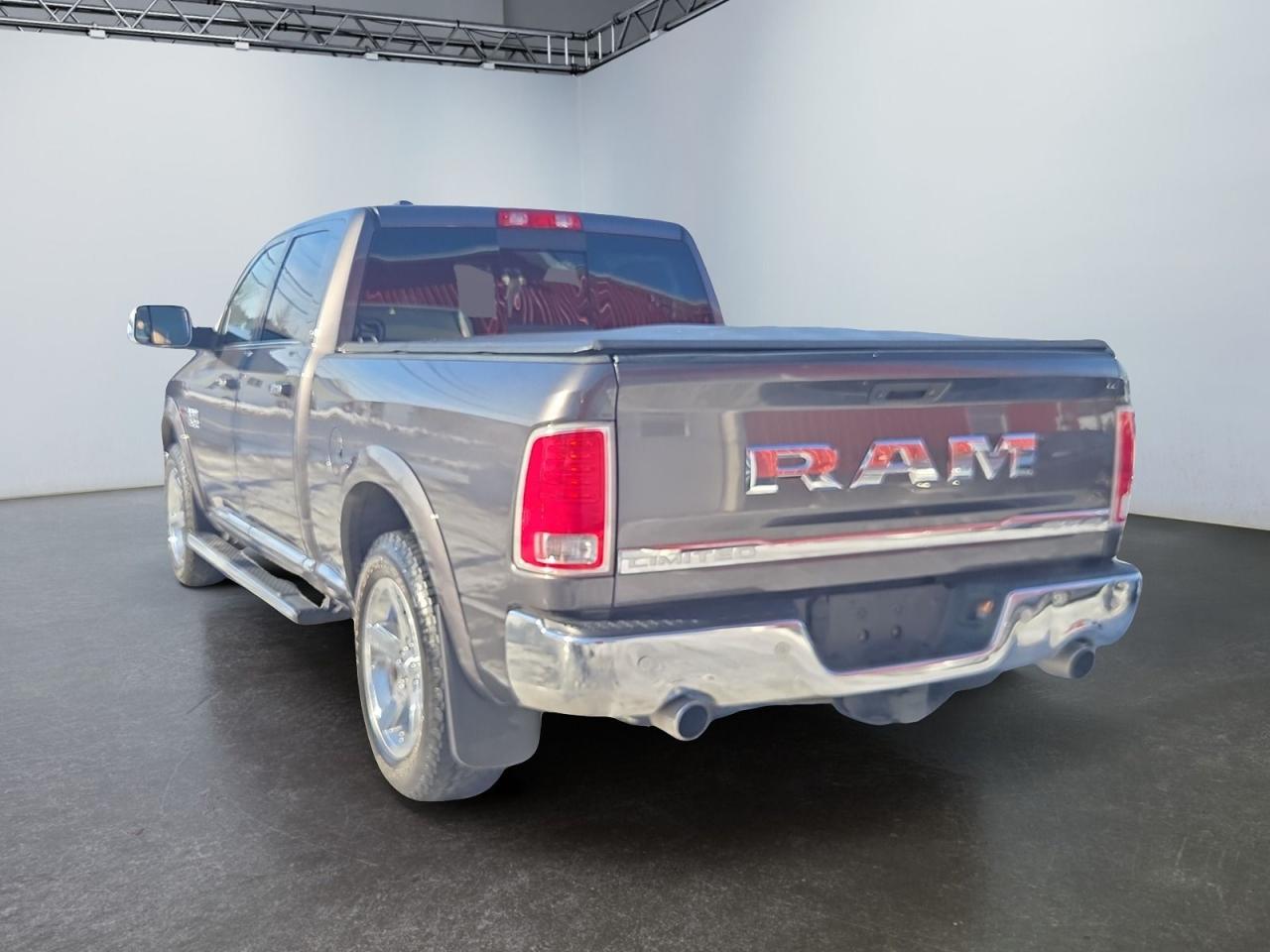 2017 RAM 1500 Limited - Photo #4