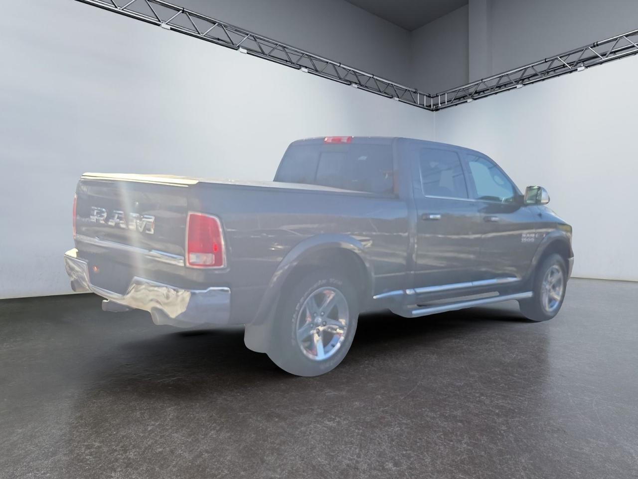 2017 RAM 1500 Limited - Photo #6