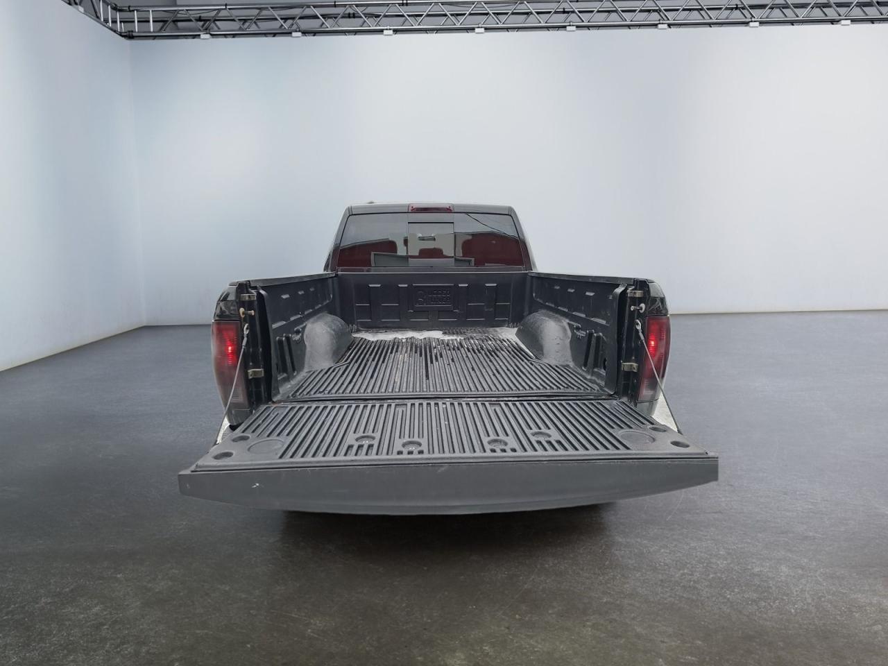 2019 RAM 1500 Classic SLT - Photo #8