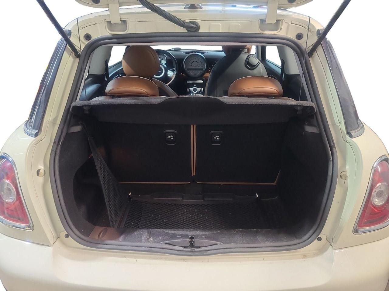 2010 MINI Cooper S - Photo #18