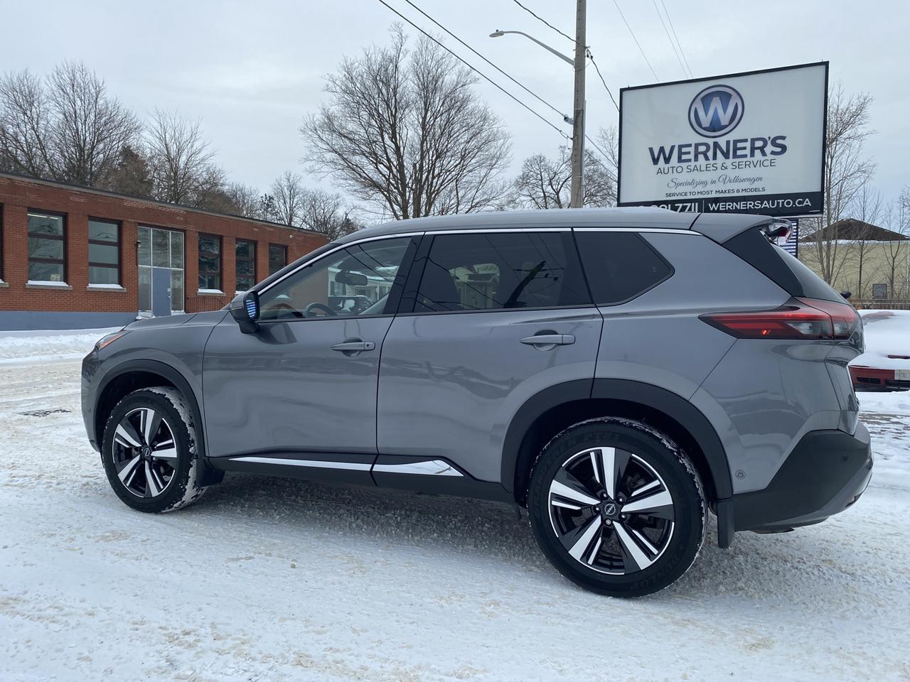 2023 Nissan Rogue SL AWD - Photo #2