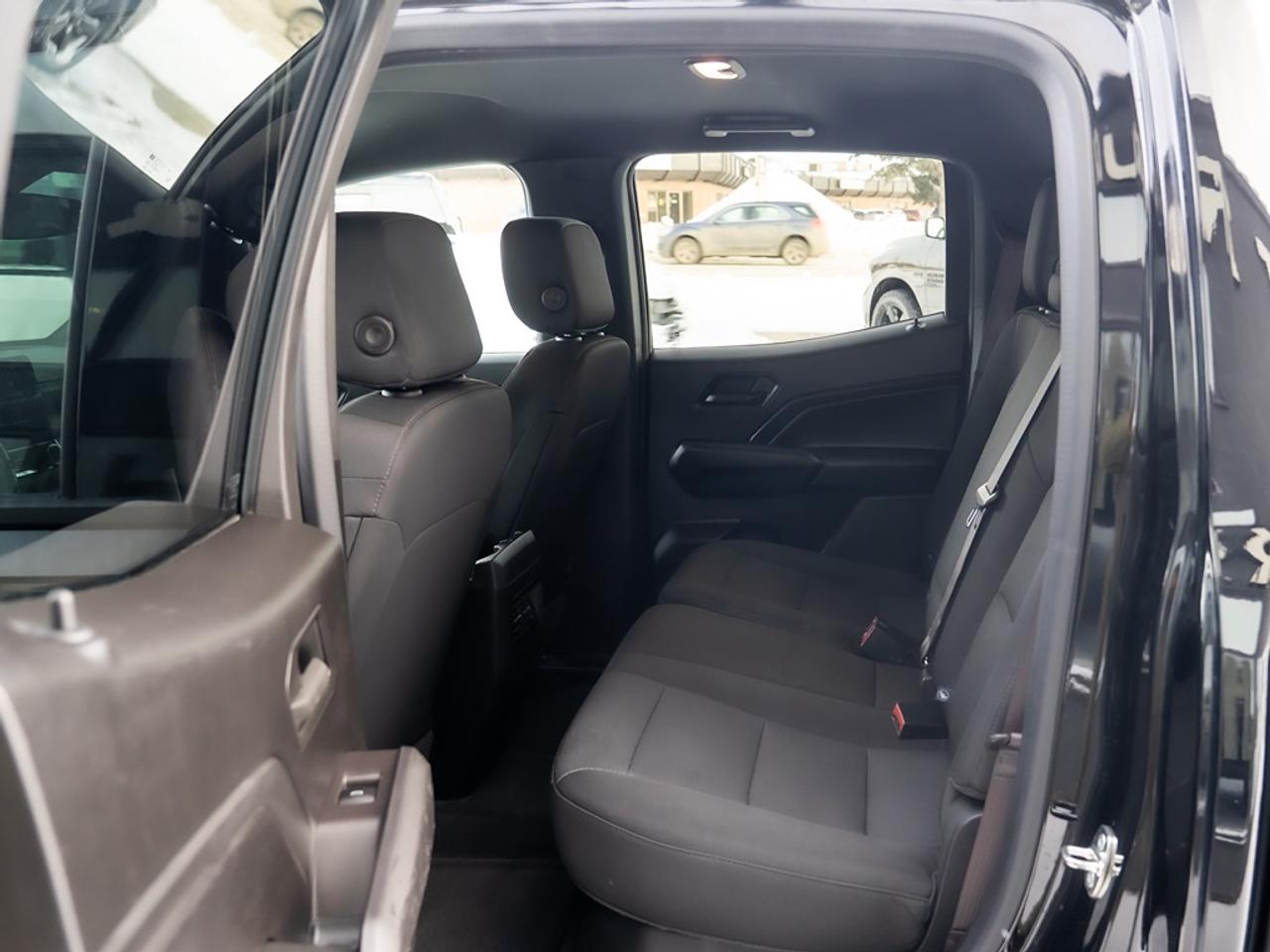 2023 Chevrolet Colorado 4WD Crew Cab Trail Boss Photo40