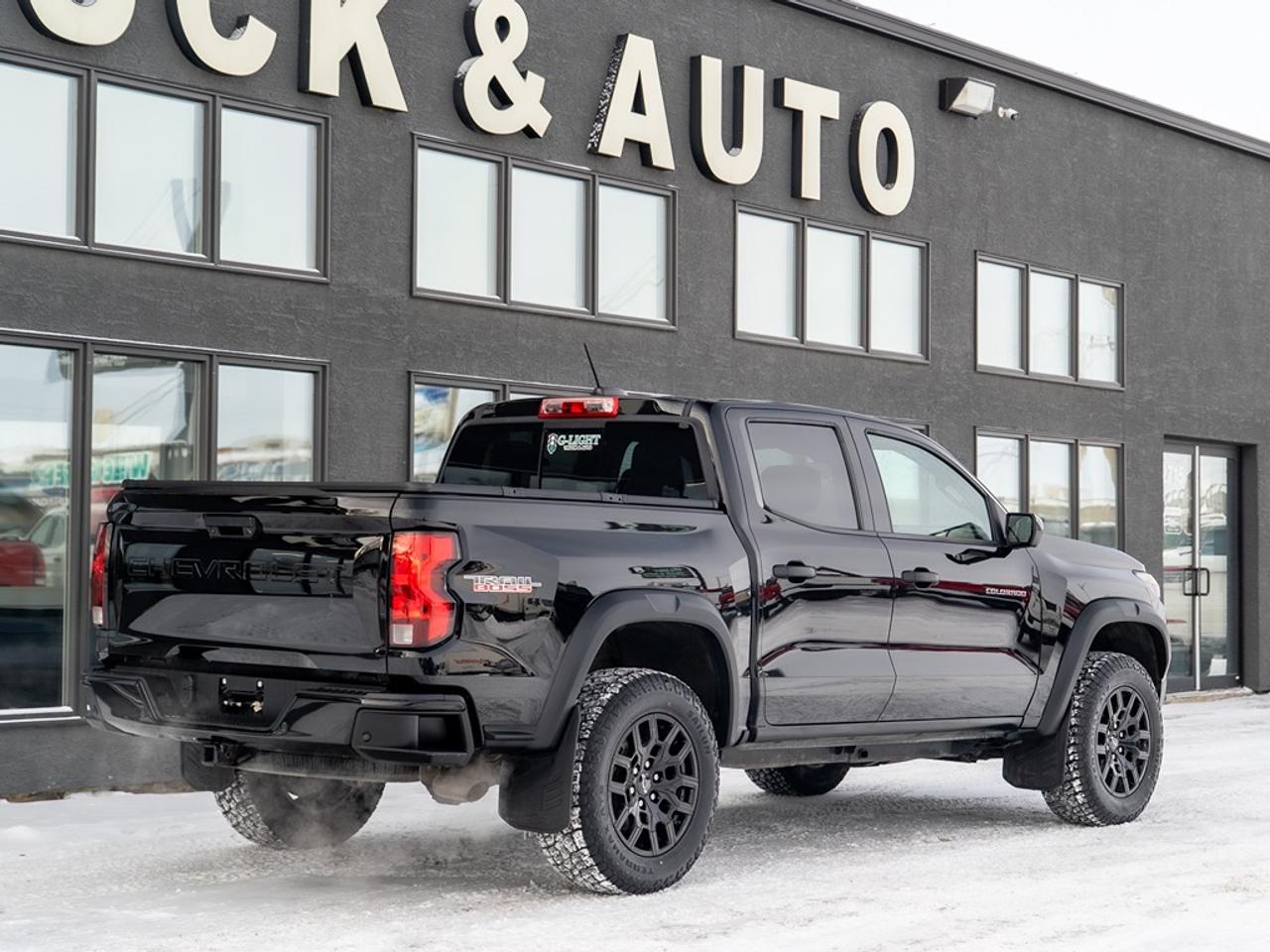 2023 Chevrolet Colorado 4WD Crew Cab Trail Boss Photo27