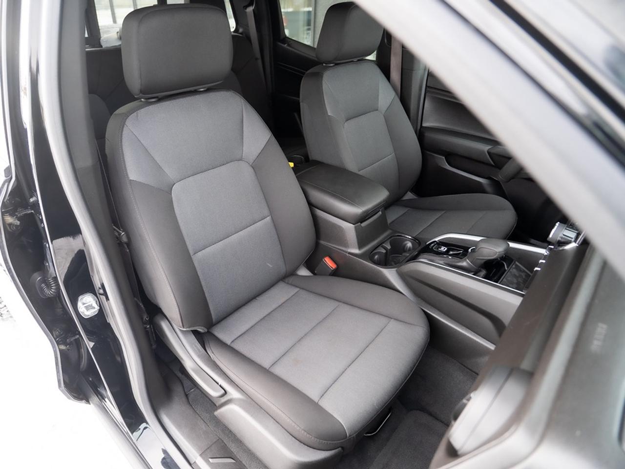 2023 Chevrolet Colorado 4WD Crew Cab Trail Boss Photo20