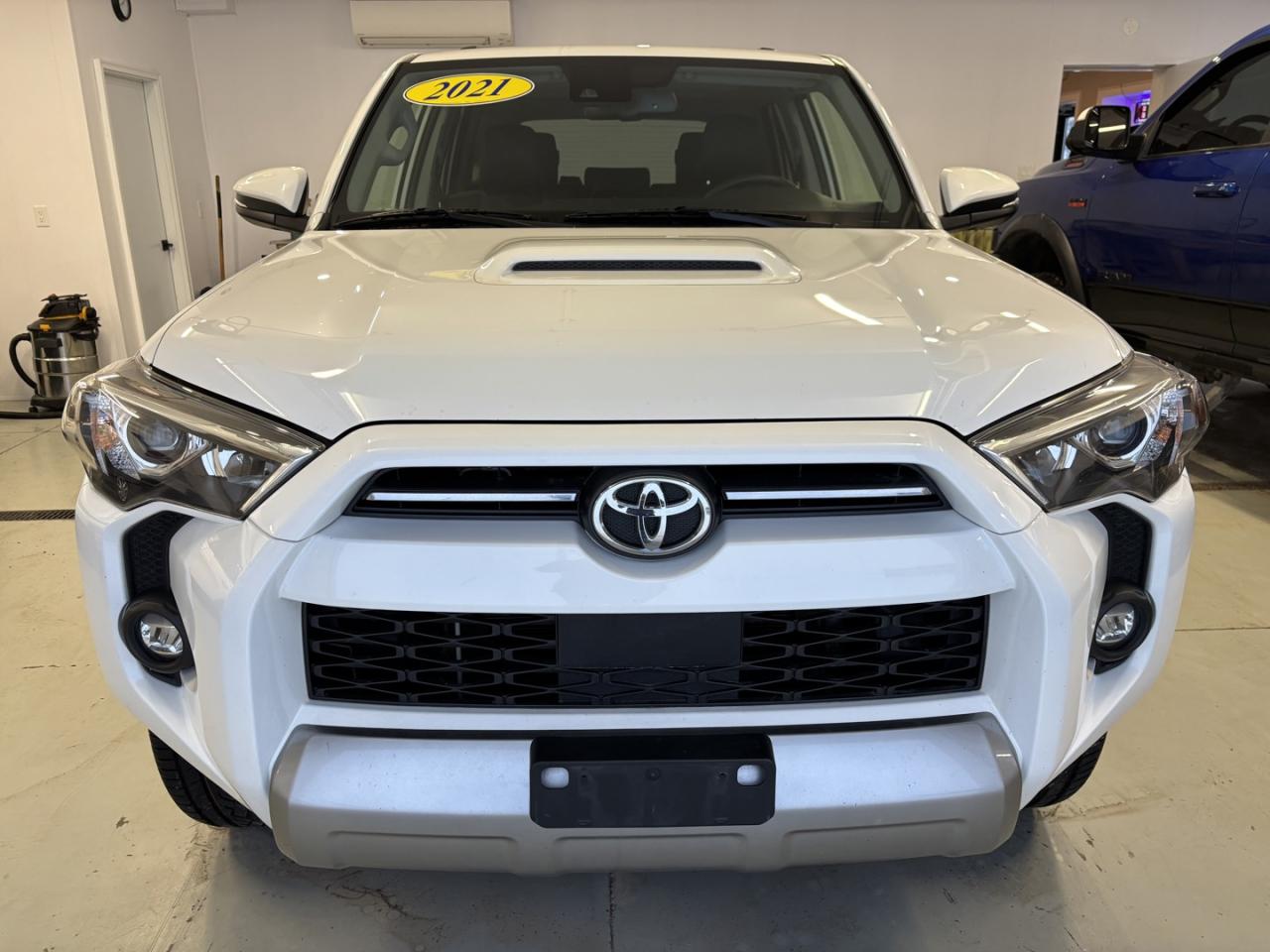 2021 Toyota 4Runner TRD OFF-ROAD PREMIUM 4WD Photo