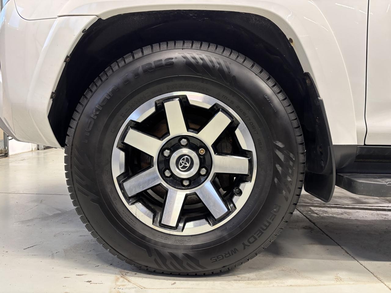 2021 Toyota 4Runner TRD OFF-ROAD PREMIUM 4WD Photo