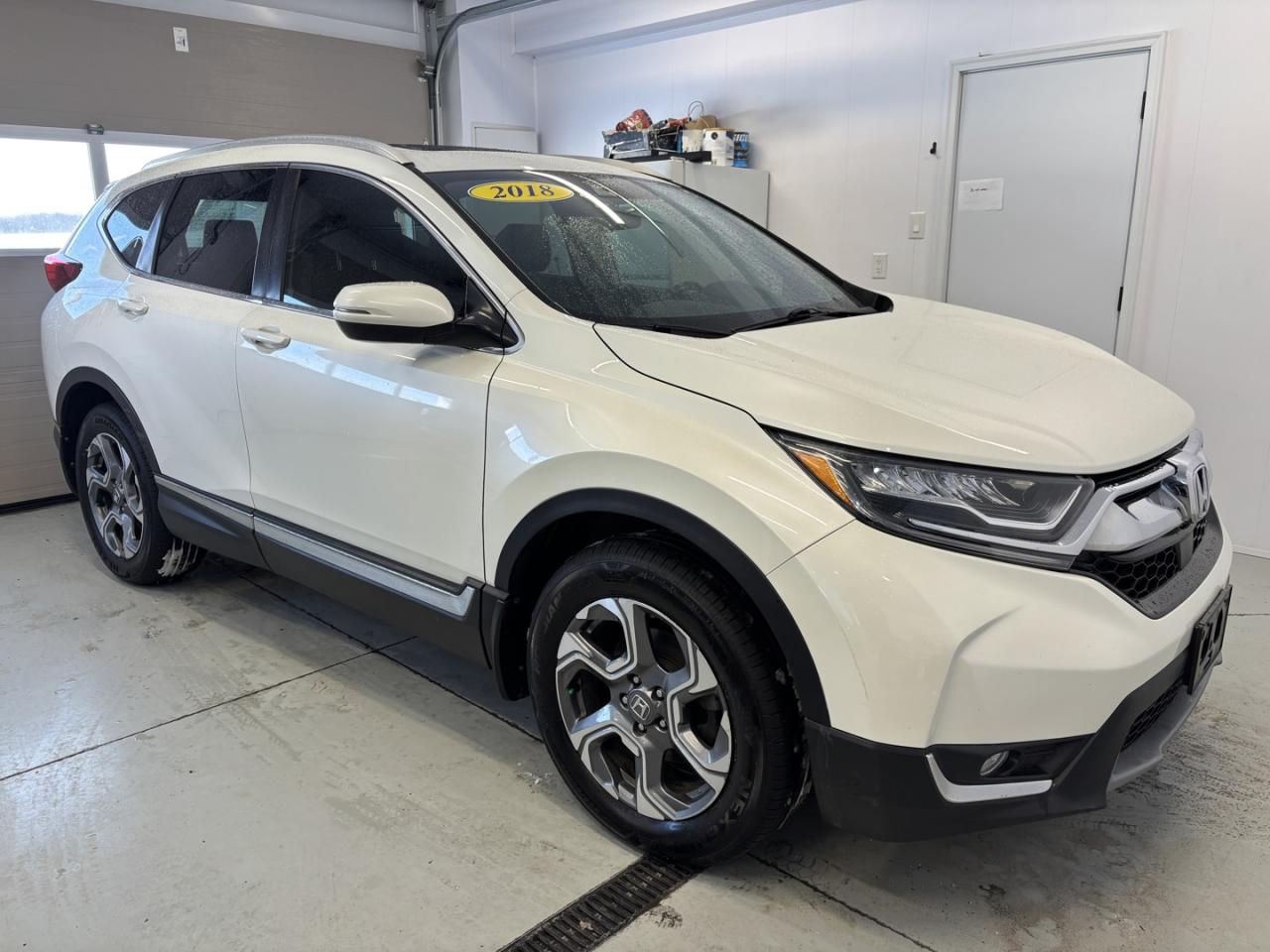 2018 Honda CR-V Touring Photo4