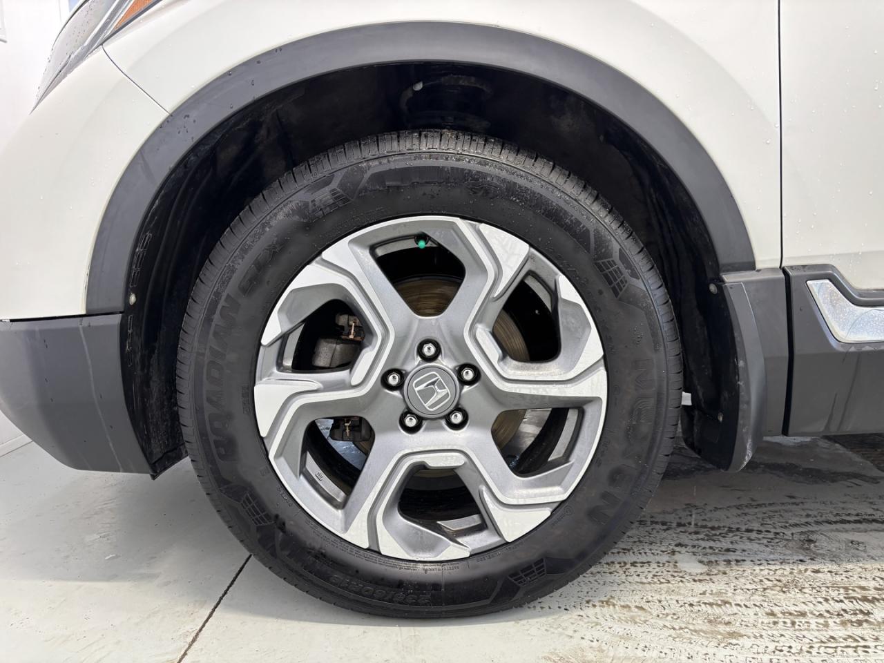 2018 Honda CR-V Touring Photo