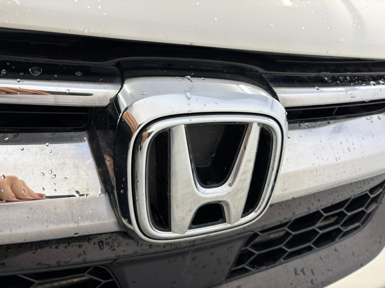 2018 Honda CR-V Touring Photo