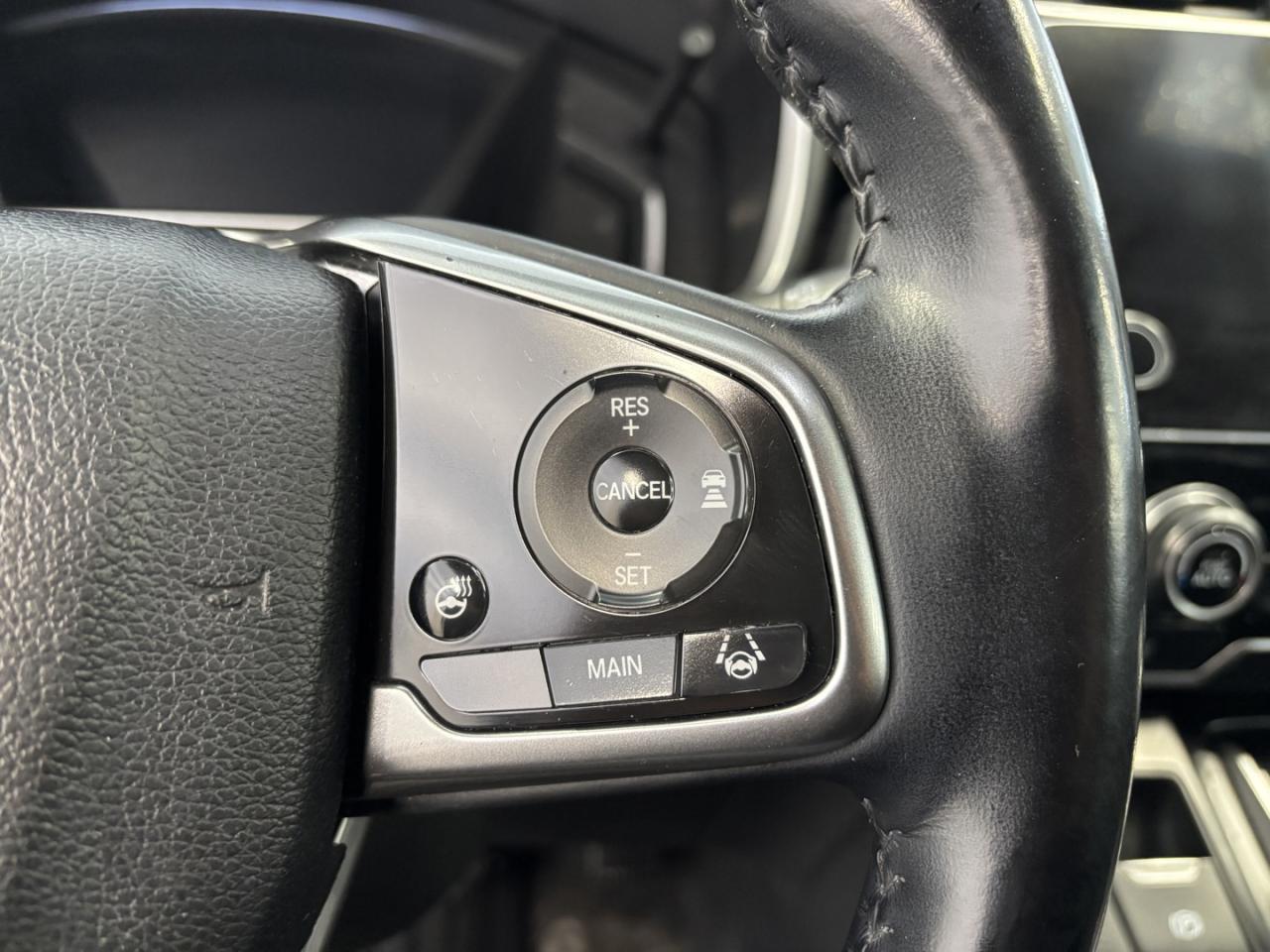 2018 Honda CR-V Touring Photo