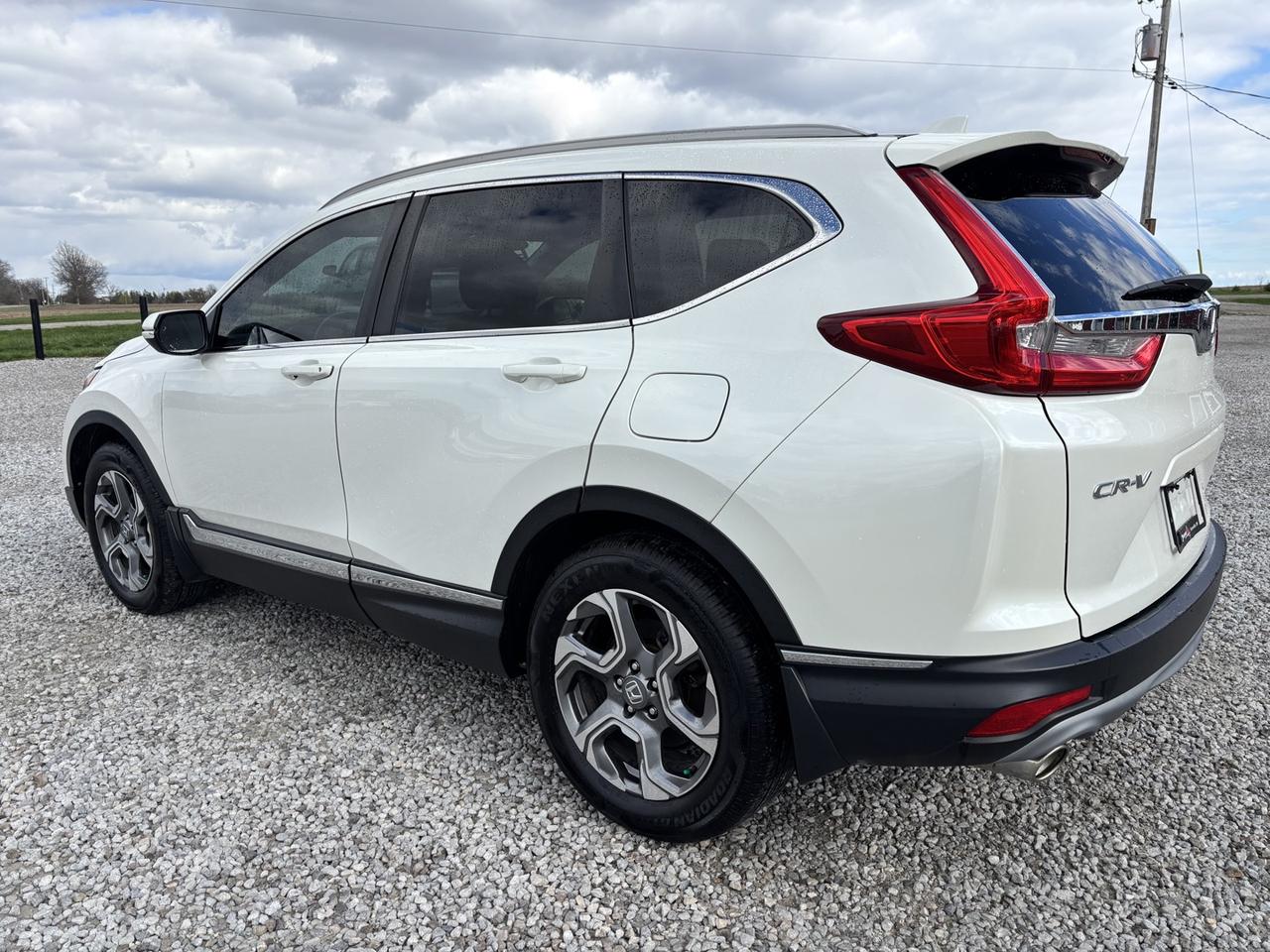 2018 Honda CR-V Touring Photo