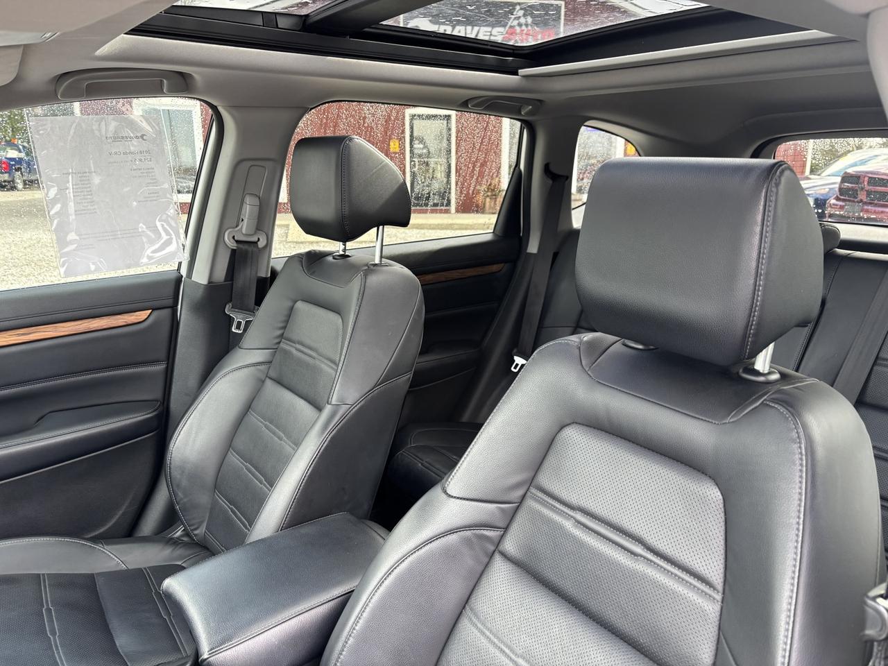 2018 Honda CR-V Touring Photo