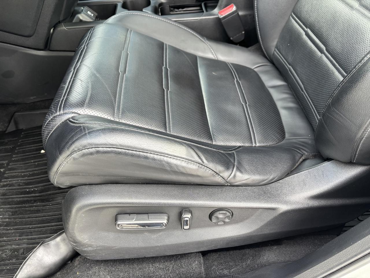 2018 Honda CR-V Touring Photo