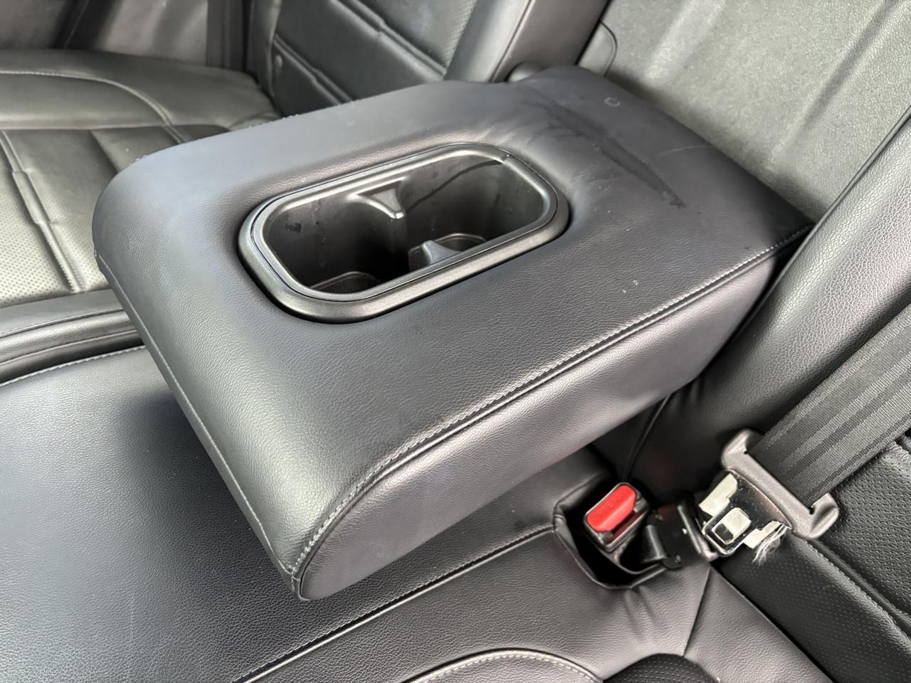 2018 Honda CR-V Touring Photo