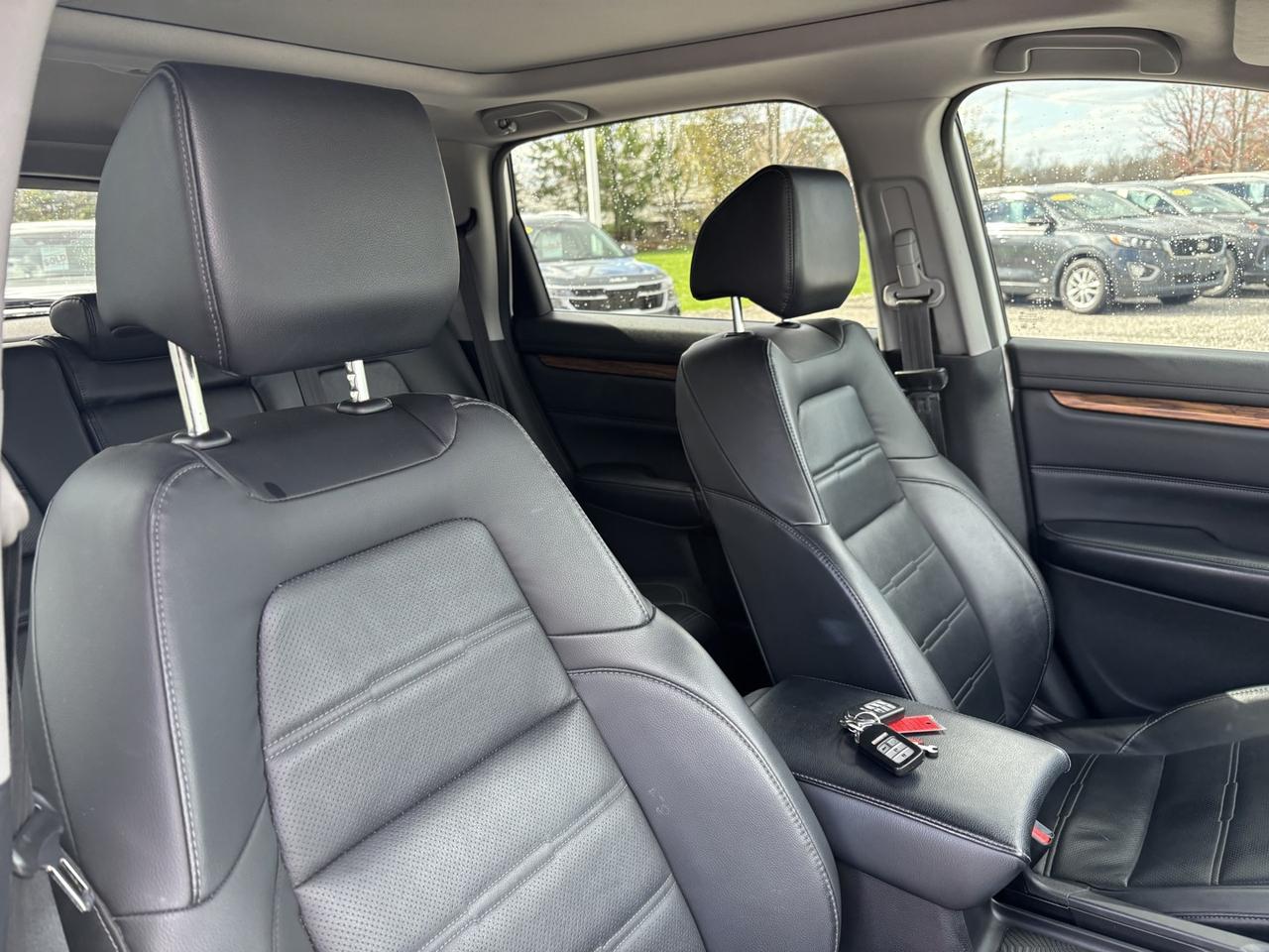 2018 Honda CR-V Touring Photo