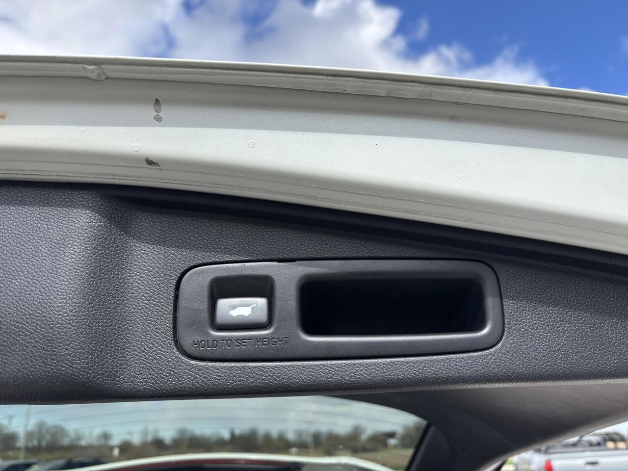 2018 Honda CR-V Touring Photo