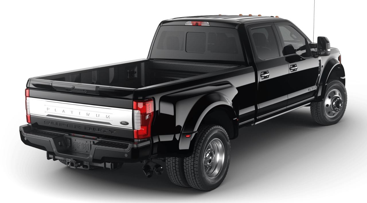 2018 Ford F-450 PLATINUM 4WD CREW CAB 8' Photo2