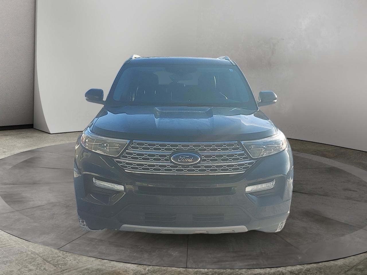 2021 Ford Explorer LIMITED Photo2