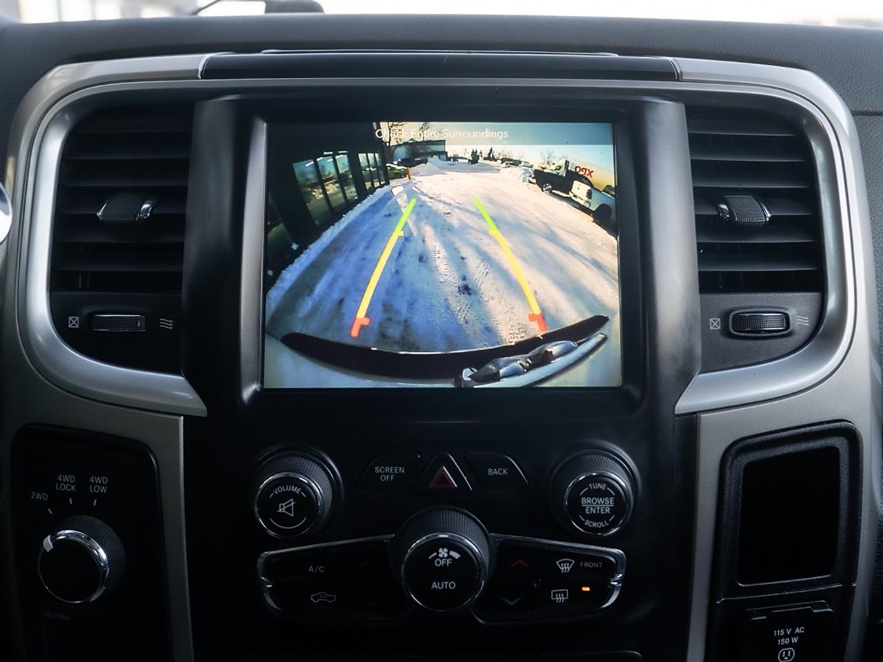 2018 RAM 2500 Outdoorsman 4x4 Crew Cab 6'4" Box Photo37